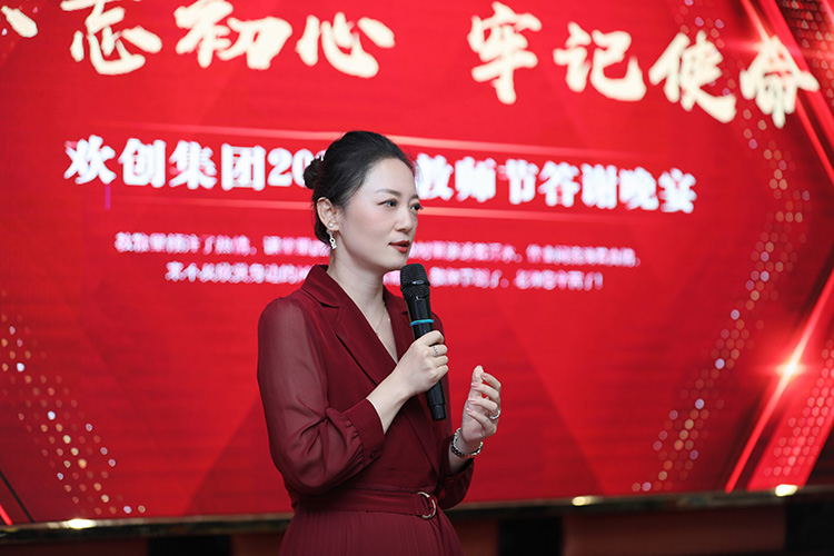 开云足球,开云足球(中国)
大学 开云足球,开云足球(中国)
大学