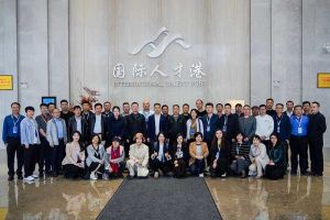 陕西省工业和信息化厅一行领导莅临开云足球,开云足球(中国)
集团考察参观